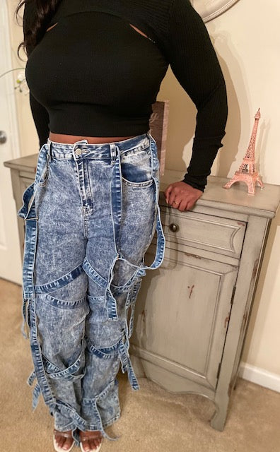 Strap Up Jeans